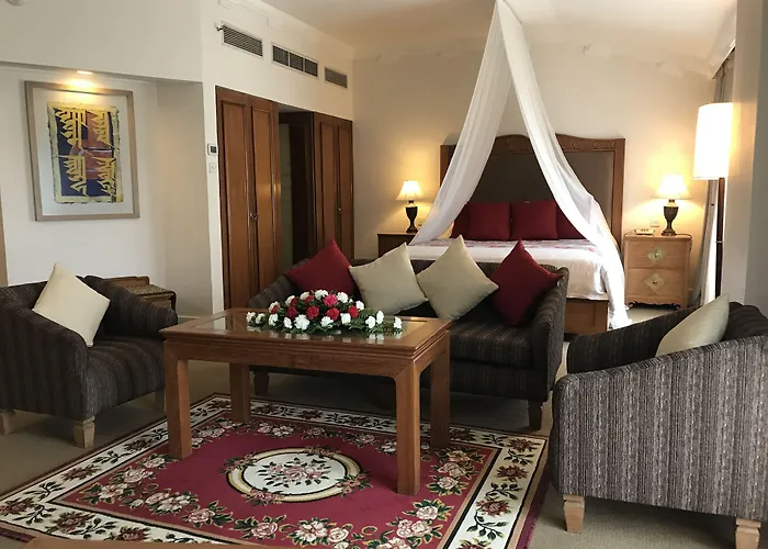 Yak&yeti Hotel 5*