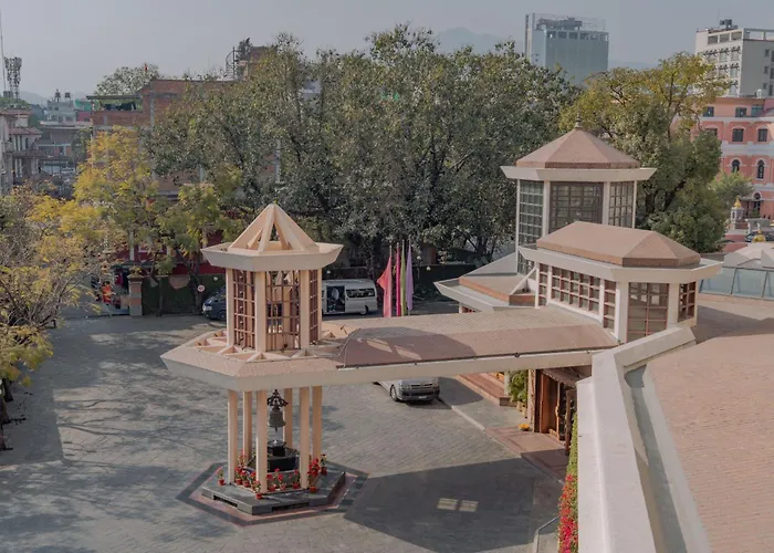 Yak & Yeti Hotel 5*
